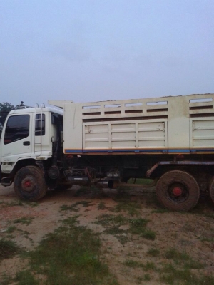ขายรถบรรทุกสิบล้อดัมพ์ ISUZU เครื่อง 270 แรง ปี 41 กระบะดัมพ์สามมิตร แชสซีสวย ยางเรเดียน รถวิ่งงานทุกวัน ทะเบียนพร้อม ขายรถบรรทุกสิบล้อดัมพ์ ISUZU เครื่อง 270 แรง ปี 41 กระบะดัมพ์สามมิตร แชสซีสวย ยางเรเดียน รถวิ่งงานทุกวัน ทะเบียนพร้อม