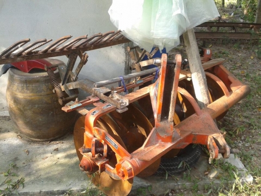 รถไถ่คูโบต้า 20 แรง2 เพลา อุปกรณ์มีพาล 6 เครื่องดีไม่มีหลวม ยางดี