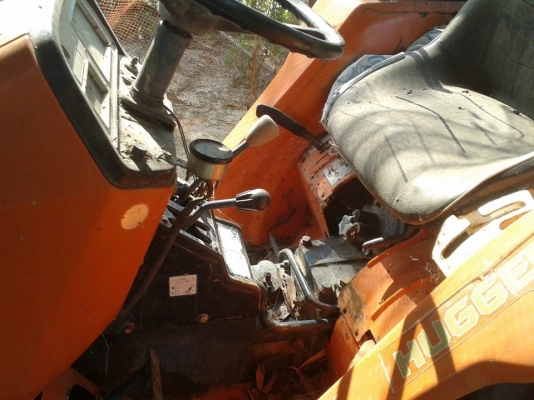 รถไถ่คูโบต้า 20 แรง2 เพลา อุปกรณ์มีพาล 6 เครื่องดีไม่มีหลวม ยางดี