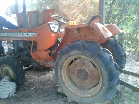 รถไถ่คูโบต้า 20 แรง2 เพลา อุปกรณ์มีพาล 6 เครื่องดีไม่มีหลวม ยางดี