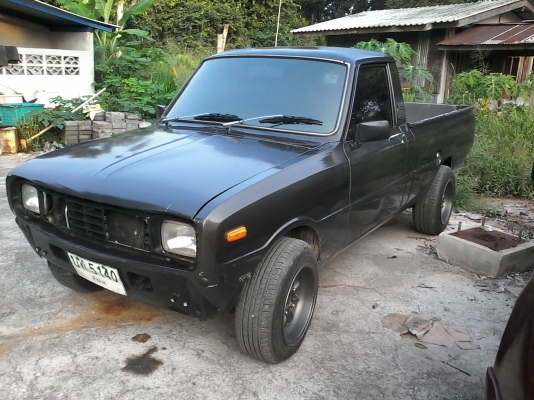 ขายด่วนครับ มาสด้า 1300 cc. สวยๆ แม็คยางไไม่ครับ CD MP3 แต่งภายใน ภายนอก สวยพร้อมใช้เลย ขายด่วนครับ มาสด้า 1300 cc. สวยๆ แม็คยางไไม่ครับ CD MP3 แต่งภายใน ภายนอก สวยพร้อมใช้เลย