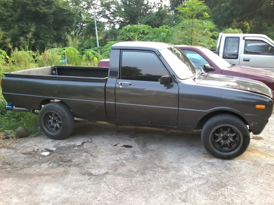 ขายด่วนครับ มาสด้า 1300 cc. สวยๆ แม็คยางไไม่ครับ CD MP3 แต่งภายใน ภายนอก สวยพร้อมใช้เลย ขายด่วนครับ มาสด้า 1300 cc. สวยๆ แม็คยางไไม่ครับ CD MP3 แต่งภายใน ภายนอก สวยพร้อมใช้เลย