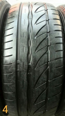 เศษยาง เผื่อไว้ทำยางอะไหล่ครับ 1.FEDERAL 595EVO 195-50-15 ปี11 เส้นละ 900.- 2.YOKOHAMA dB 195-55-15 ปี09 เส้นละ 500.- 3.BRIDGESTONE 205-50-16 ปี04 เส้นละ 500.- 4.BRIDGESTONE RE002 205-55-16 ปี11 เส้นละ 1,000.- 5.DUNLOP LM704 205-55-16 ปี13 เส้นละ 1,000.-