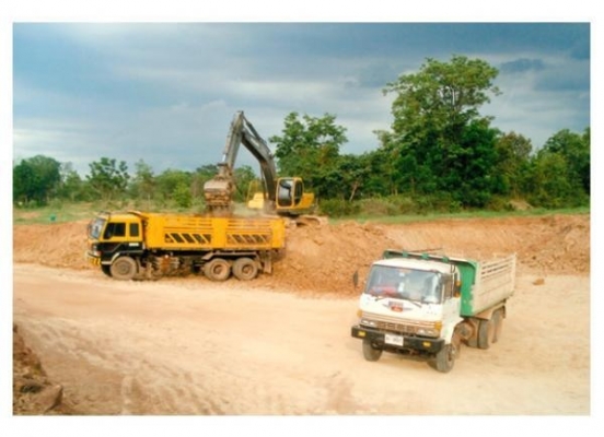 รับเหมาถมที่ บริการส่งดินลูกรัง ดิน หิน ทราย รับขุดสระ ลอกหนอง รับวางท่อ เบิกป่า ในเขตจังหวัดอุดรธานี  หนองคาย หนองบัวลำภู บึงกาฬ ราคากันเอง โดยทีมงานมืออาชีพ