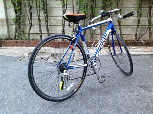 จักรยานเสือหมอบ merida รุ่น 880