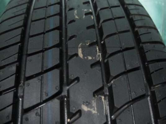 ขายล้อแม็กพร้อมยางป้ายแดง VIOS ขอบ15 สภาพใหม่มากๆ ถอดจากศูนย์