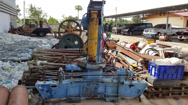 รับซื้อ รถบรรทุกเก่า เครื่องจักรกลหนัก โกดังเก่า