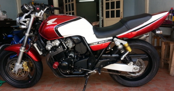 ขาย cb 400 vtec1 ทะเบียนแท้จดใหม่ปี 2557 ขาย cb 400 vtec1 ทะเบียนแท้จดใหม่ปี 2557