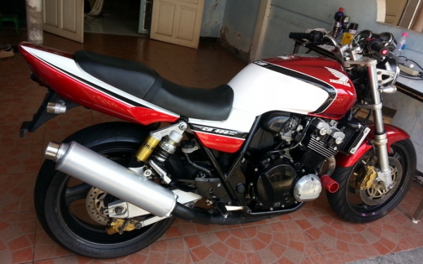 ขาย cb 400 vtec1 ทะเบียนแท้จดใหม่ปี 2557 ขาย cb 400 vtec1 ทะเบียนแท้จดใหม่ปี 2557