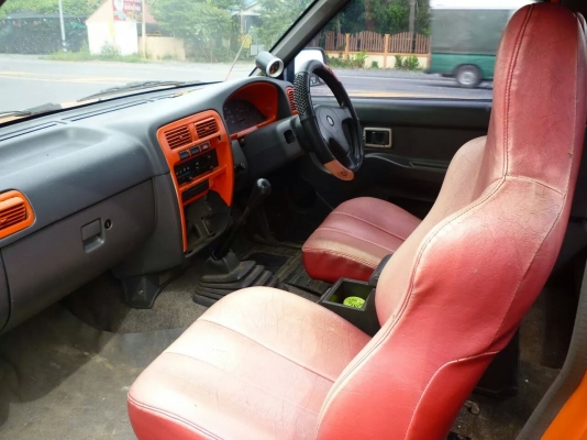 ขายนิสสัน บิ๊กเอ็ม ขายนิสสัน บิ๊กเอ็ม