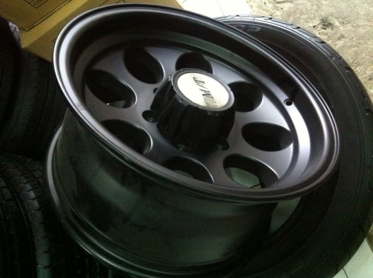 ล้อหยดน้ำสวยๆลาย Mickey Thomson 16 x 8 ET-0 ใส่ 6รู /139.7