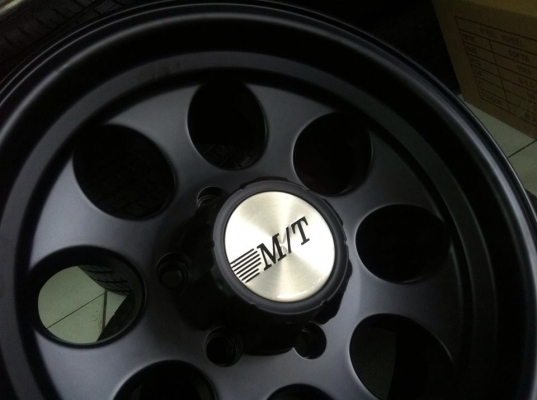 ล้อหยดน้ำสวยๆลาย Mickey Thomson 16 x 8 ET-0 ใส่ 6รู /139.7