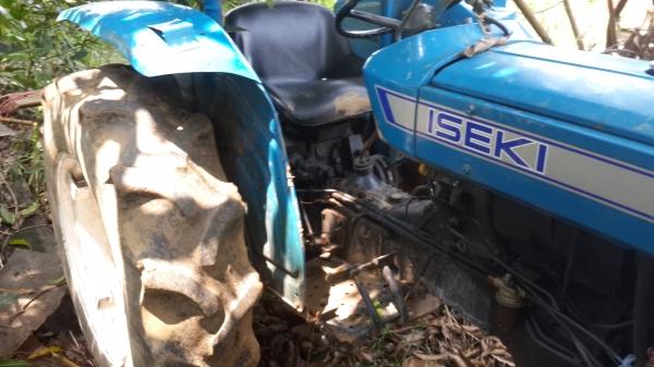 อิเซกิ TS3510 เดินหน้า 4 เกียร์ 35 แรง เทอร์โบ เพลาเดียว เครื่องแน่นพร้อมใช้งาน