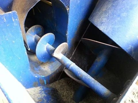 ขายตู้นวดข้าว เกษตรพัฒนา5ฟุตจัมโบ้ สภาพดีมาก พร้อมใช้งาน สนใจโทร 090-8588220คุณนะ ID:narong498 หรือ www.truck.in.th/498