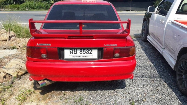ขายรถมิสซูบิชิ แลนด์เซอร์ อีคาร์ สีแดง ขายรถมิสซูบิชิ แลนด์เซอร์ อีคาร์ สีแดง