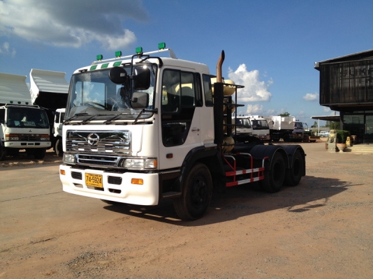 มีหัวลาก หลายรุ่นให้เลือกครับมีทั้ง HINO NISSAN MITSUBISHI เครื่องมีตั้งแต่ 260-380 แรงม้ามีทั้งระบบน้ำมันและก๊าซ NGV เช็คใหม่ทำใหม่ทุกจุดพร้อมทะเบียน พร้อมรับประกัน เครื่อง, เกียร์, เฟืองท้ายนาน 30 วัน รีบโทรเลยครับ