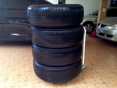 ----ขายแล้ว----ยาง 17 BRIGESTONE Duller 265 65 17  ปี10