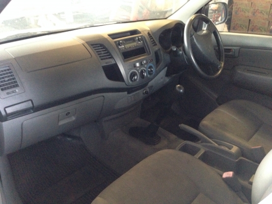 ขายรถ  กระบะ โตโยต้า วีโก้ ปี 2549 2 คัน