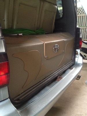 ขายรถตู้แต่งสวย ขายรถตู้แต่งสวย