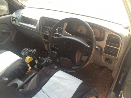 isuzu 2001 เครื่อง2.5 รถทรงดี  เพาเวอร์!! หน้าเดิม เครื่องดี คัสซีสวยจัด เซนทรัลล็อค รถบางเดิม