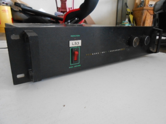 แอมกลางแจ้ง โมโน