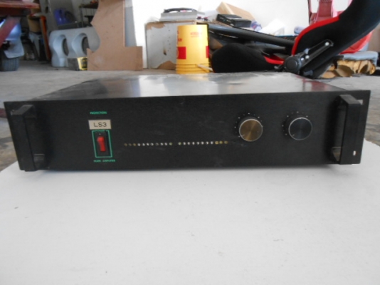 แอมกลางแจ้ง โมโน