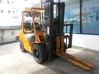 ขายฟอร์คลิฟท์ Mitsubushi FG30NT เบนซินติดแก๊ส สภาพดีเยี่ยม ติดต่อน๊อค 098-246-3778