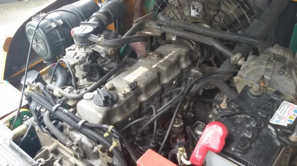 ขายฟอร์คลิฟท์ Mitsubushi FG30NT เบนซินติดแก๊ส สภาพดีเยี่ยม ติดต่อน๊อค 098-246-3778