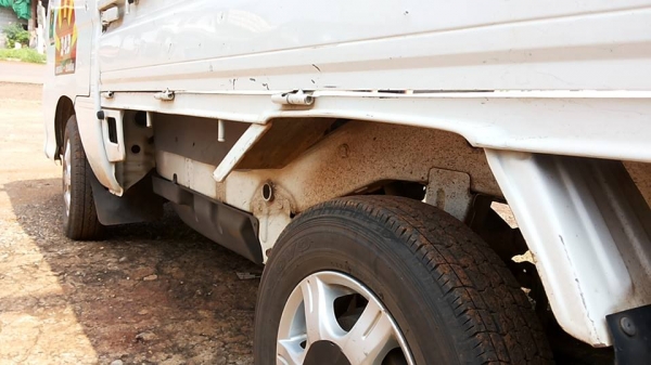 ***ขายแล้วครับขอบคุณ Truck2hand ขาย MINI TRUCK DAIHATSU HIJET S200P 650CC เบนซินหัวฉีด EFI เกียร์ธรรมดา พ.ธรรมดา แอร์ ล้อแม็ก เครื่องเสียง ช่วงล่างหนึบ คัสซีสวยไม่ปะไม่ดาม กระบะเหล็กเปิด3ด้าน สวยๆไม่ผุ ภายในเก๋งสวยสะอาด คอนโซลเต็ม CD-MP3 สีสันดี มีแตกมีลอ ***ขายแล้วครับขอบคุณ Truck2hand ขาย MINI TRUCK DAIHATSU HIJET S200P 650CC เบนซินหัวฉีด EFI เกียร์ธรรมดา พ.ธรรมดา แอร์ ล้อแม็ก เครื่องเสียง ช่วงล่างหนึบ คัสซีสวยไม่ปะไม่ดาม กระบะเหล็กเปิด3ด้าน สวยๆไม่ผุ ภายในเก๋งสวยสะอาด คอนโซลเต็ม CD-MP3 สีสันดี มีแตกมีลอ