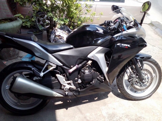 ขาย HONDA CBR 250 เบรค ABS ปี 54 สภาพเดิมๆ สวยมากๆ ขาย HONDA CBR 250 เบรค ABS ปี 54 สภาพเดิมๆ สวยมากๆ
