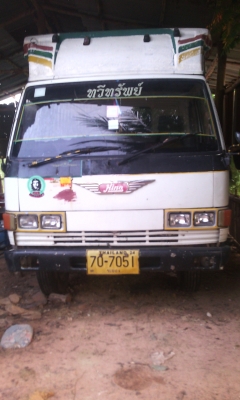 ขายรถตู้ส่งสินค้า6ล้อHINO KM 6เมตร