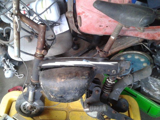 ขายทรากสกุ๊ตเตอร์ไฟฟ้าขาดบางส่วน 1000 บาท