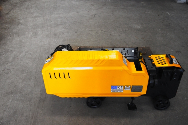 เครื่องดัดเหล็กเส้น, เครื่องตัดเหล็กเส้น