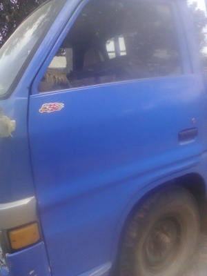 ISUZUTL74 เครื่องยนต์ดีสภาพสวย  ทะเบียนพร้อมโอน