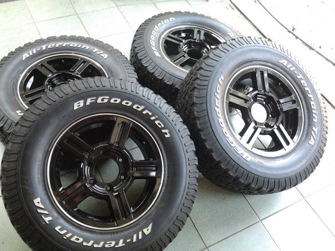 Max + BF All 245/70/16 สภาพดี  1ชุด