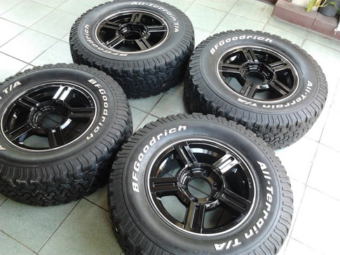 Max + BF All 245/70/16 สภาพดี  1ชุด