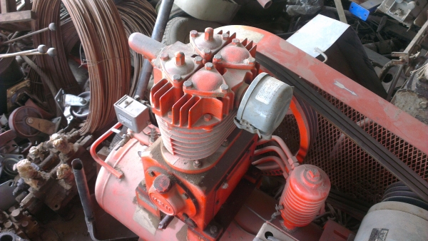 Sell> ขายปั้มลม Meiji H-5A 5 แรง ไม่เคยใช้งานในไทยครับ มอเตอร์ไฟ 3 เฟส แปลงเป็นไฟบ้านเราแล้วครับ Sell> ขายปั้มลม Meiji H-5A 5 แรง ไม่เคยใช้งานในไทยครับ มอเตอร์ไฟ 3 เฟส แปลงเป็นไฟบ้านเราแล้วครับ