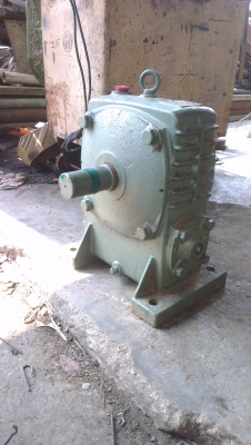 Sell> เกียร์ทดรอบ Bellpony เบอร์ 30 ขนาดมอเตอร์ 7.5 แรง อัดตราทด 1:40 ของเก่าเก็บไม่เคยใช้งานครับ