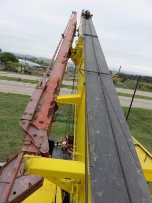 ขายรถเครน TANADO TR250M-5 ราคา 3000000 ขายรถเครน TANADO TR250M-5 ราคา 3000000