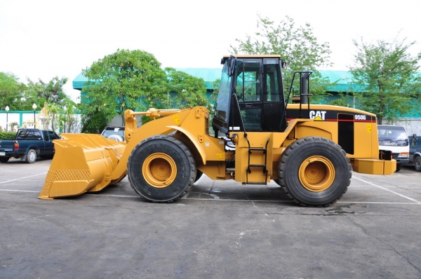 CATERPILLAR 950G SN 2JS01177