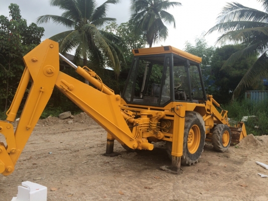 ขายรถตักหน้า/ขุดหลัง/JCBรุ่น3CX/ขับเคลื่อน2เพลา ขายรถตักหน้า/ขุดหลัง/JCBรุ่น3CX/ขับเคลื่อน2เพลา