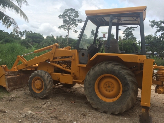 ขายรถตักหน้า/ขุดหลัง/JCBรุ่น3CX/ขับเคลื่อน2เพลา