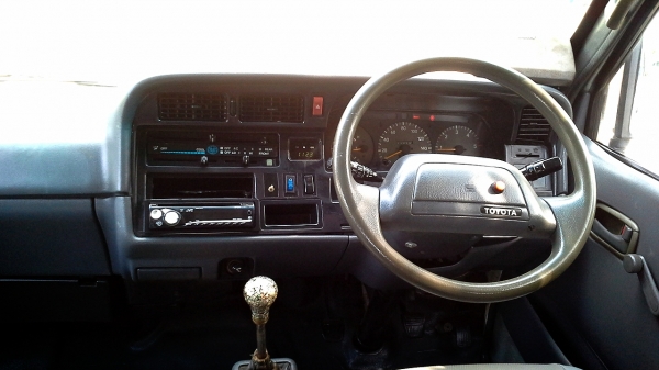 TOYOTA HIACE 2.5 ปี96 งามๆ พ.พาวเวอร์