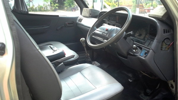 TOYOTA HIACE 2.5 ปี96 งามๆ พ.พาวเวอร์