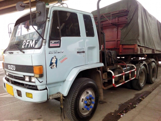 รับประกันถูกแน่นอนขาย 10 ล้อหัวลาก ถูกๆคะ ISUZU ROCYK เครื่อง 6SD1 240 แรงม้าระบบน้ำมัน เจ้าของด่วนขาย ร้อนเงินค่ะ รถใช้งานอยู่วิ่งงานอยู่ ต้องการหมุนเงินด่วนๆๆๆๆๆๆๆๆๆๆๆๆๆ สนใจรีบเลยค่ะ