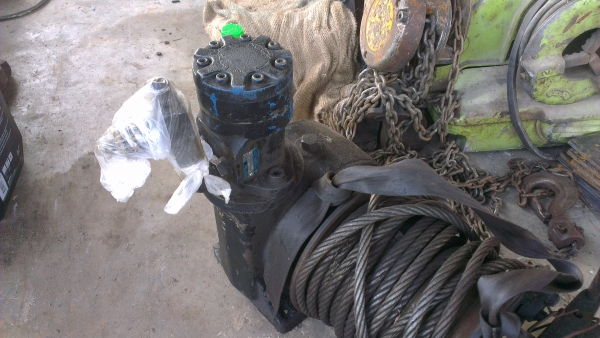 Sell> ขายวิ๊นซ์ไฮดรอลิค สลิงโต 12 มิล Sumitomo Eaton ไม่เคยใช้งานในไทย รุ่นนิยม หายากครับ