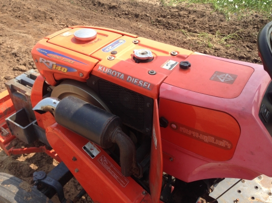 ขายรถไถคูโบต้าRT 140 PTO สภาพสวยสด มีภาพวีดีโอ เครื่องดีเดิมๆแน่น รับเป็นยูโทเคน UTOKEN ราคา 3,100 ย ขายรถไถคูโบต้าRT 140 PTO สภาพสวยสด มีภาพวีดีโอ เครื่องดีเดิมๆแน่น รับเป็นยูโทเคน UTOKEN ราคา 3,100 ย