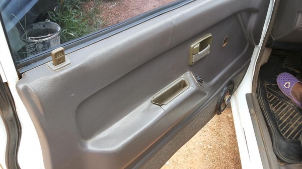 **165,000 บ.ต่อรอง**ขายมังกรทองแค็ปยอดนิยม ISUZU SPACECAB2.5SL 90HPปี36/93 เครื่องเดิมเกียร์เดิม เครื่องทังกรทองยอดนิยม แน่นๆแห้งๆ แรงดี ประหยัดสุด เกียร์ดีไม่หลุดไม่หอน ช่วงล่างเดิมๆคัสซีสวยเดิม ไม่ปะไม่ดาม ไม่มีผุ กระบะสวยมีพื้นปูกระบะ หน้า-หลังเดิมไม่เ