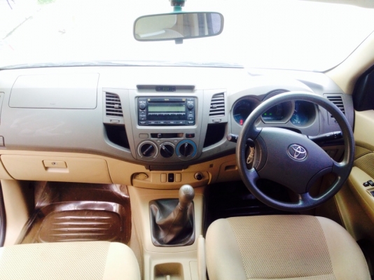 รถสวย จัดเต็ม ขั้นเทพ TOYOTA VIGO SMARTCAB E 2.5 CC ปี 2009 เกียรธรรมดา รถสวย จัดเต็ม ขั้นเทพ TOYOTA VIGO SMARTCAB E 2.5 CC ปี 2009 เกียรธรรมดา