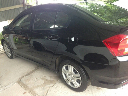 ขายhondacity 2013 สีดำ สภาพสวย 175000